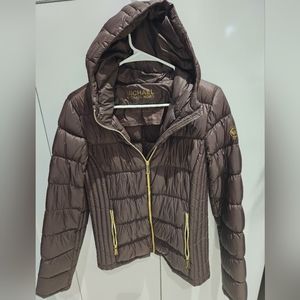 Michael Kors brown light weight puffer jacket. Looks like new.